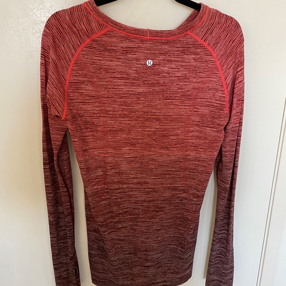 Long sleeve Lululemon top